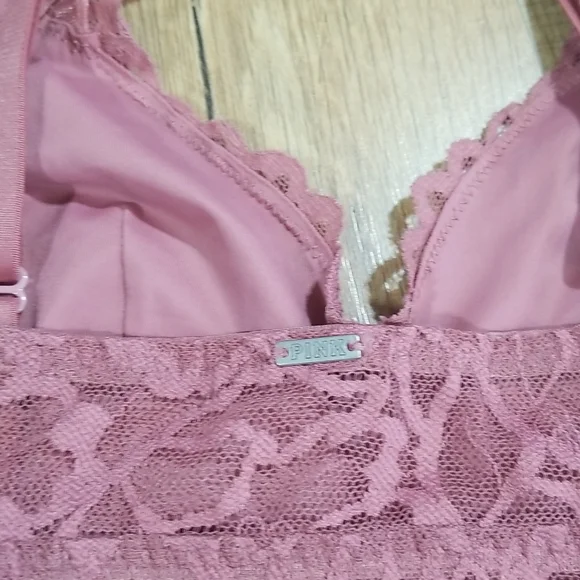 PINK by VICTORIA'S SECRET Lilac Purple Floral Lace Bralette - (Size AA-B) - Picture 3 of 8